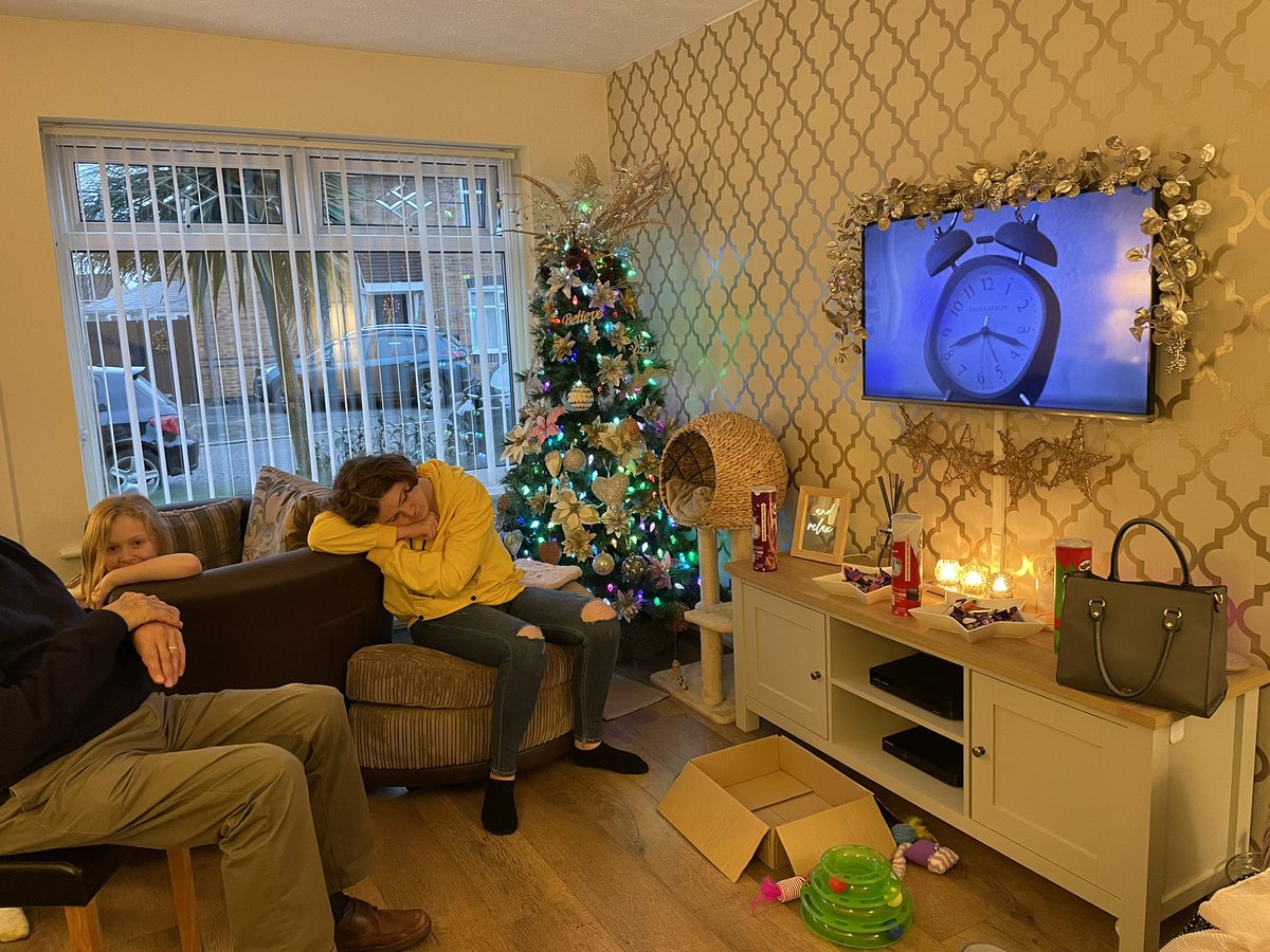 <a href="/malvernprimary/">Malvern Primary School</a> Christmas Day viewing of Home Alone: Lost in Bethlehem before pudding 🥰 Happy Christmas all 💜