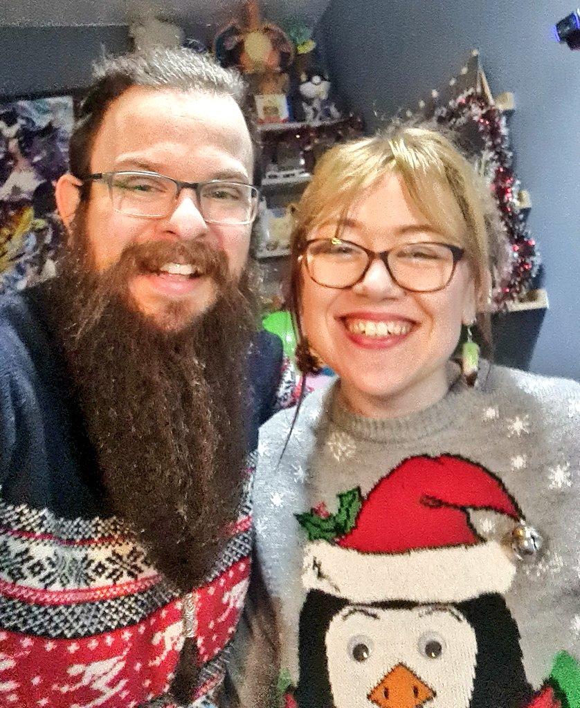 Merry Christmas everyone. Hope you have an amazing day ❤🎁🎉 
Love from the Majestics 🥳🥰