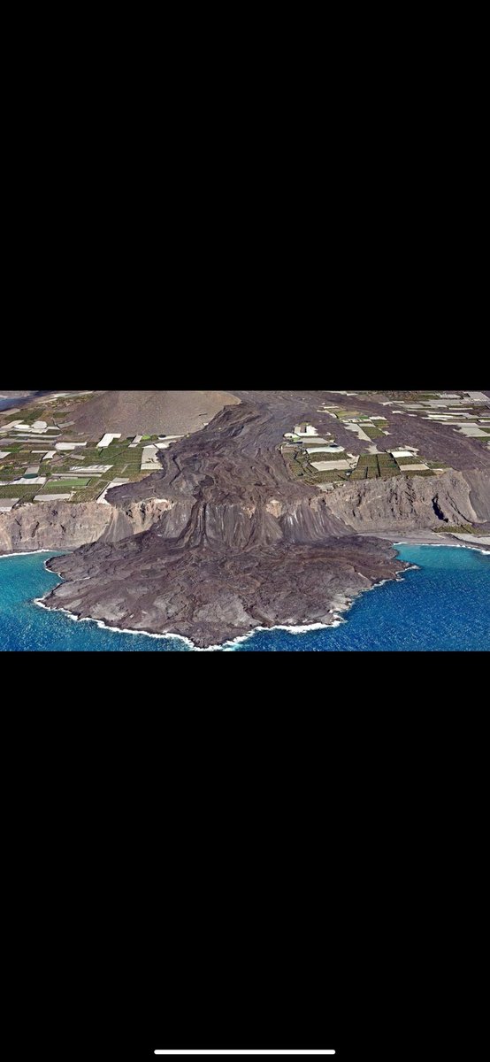 Increíblemente, fueron 87 días de actividad en el volcán de La Palma. No sé nada del tema, pero si ésta no fue la más larga actividad volcánica de la historia, seguro si es la más notoria.