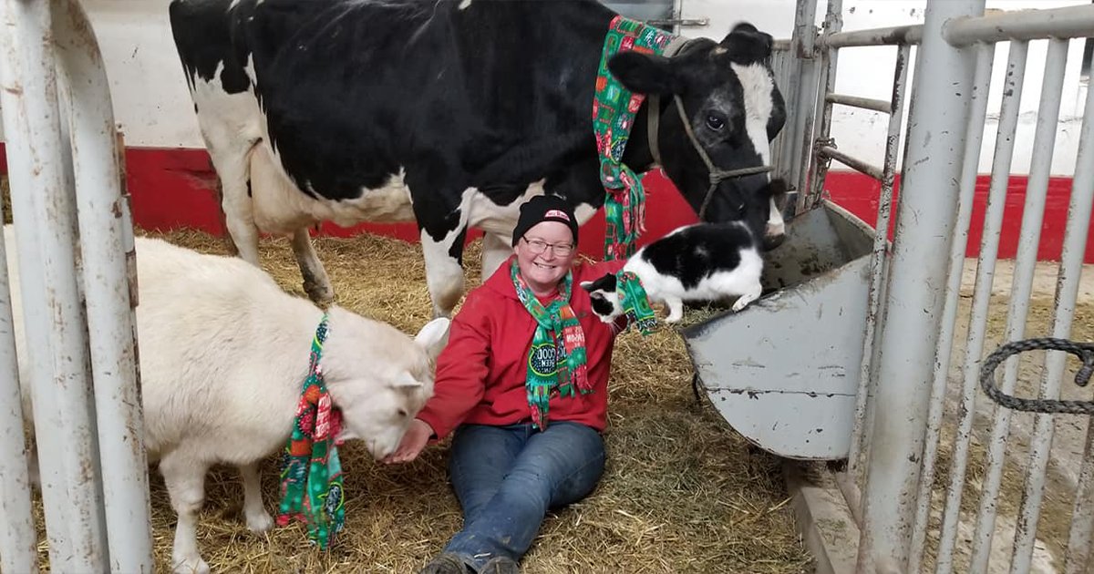 IL Farm Families tweet media