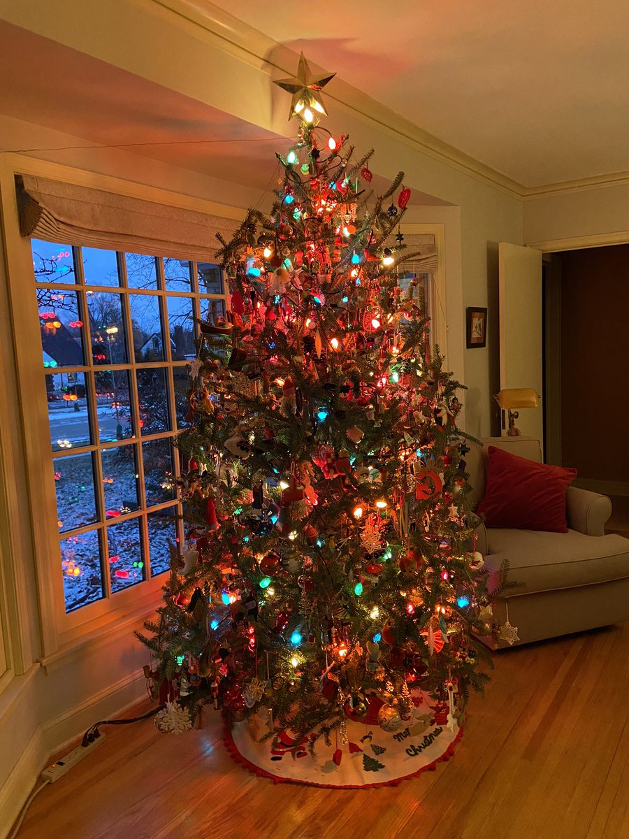 bwshank's tweet photo. Happy Holidays to all! https://t.co/WfuYFOo2o2