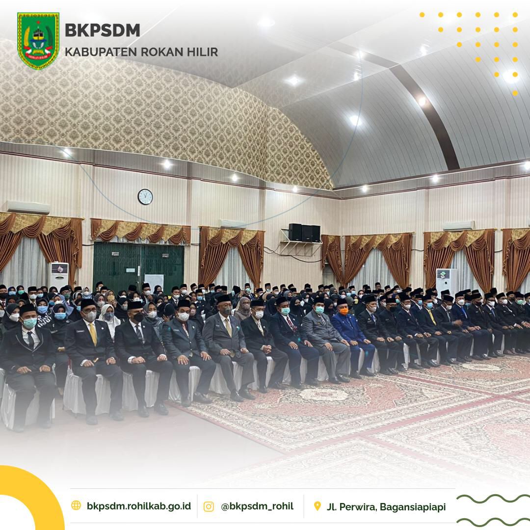 bkpsdmrohil's tweet photo. "Dikukuhkan berdasarkan Permendagri nomor 90 tahun 2019. Jadi harus dikukuhkan. Ada beberapa OPD yang harus kita kukuhkan. Jadi ini, aturan ini adanya perubahan SOTK yang baru. Adanya perubahan SOTK ini... https://t.co/F7xsBAUvLW