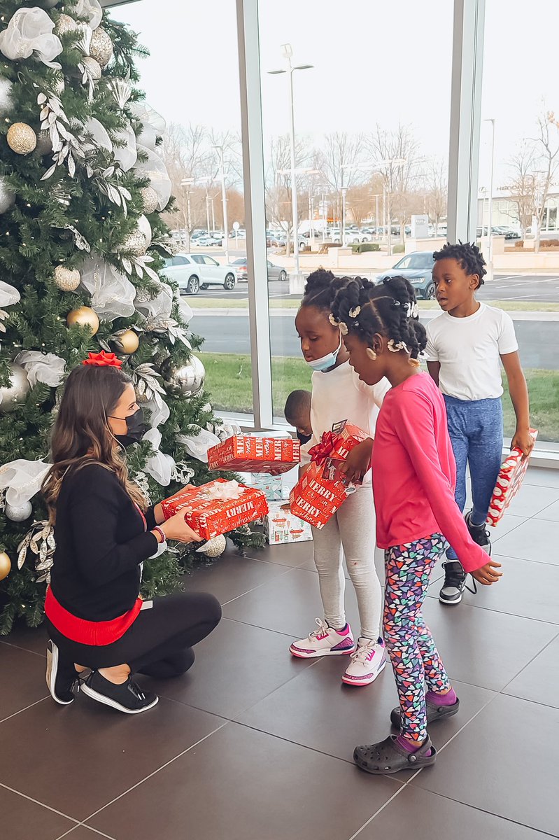 PSFnow's tweet image. Merry Christmas and thank you Audi Northlake!