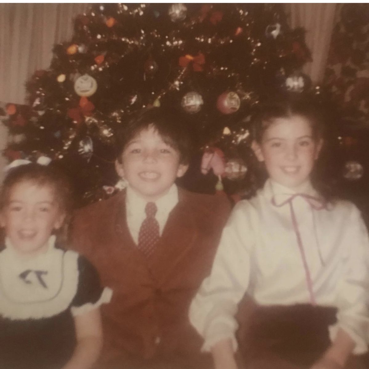 maureencaught's tweet image. Merry Christmas from Southie via 1981 back when we left Santa some cashews and a can of Schlitz Beer instead of milk and cookies! Enjoy your day! #caughtinsouthie