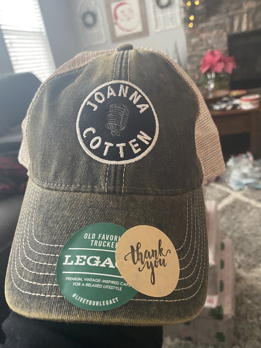 CoryKruegerYB's tweet photo. @ericchurch what is Joanna’s handle?  My wife’s favorite gift… https://t.co/hU6wwst3LG