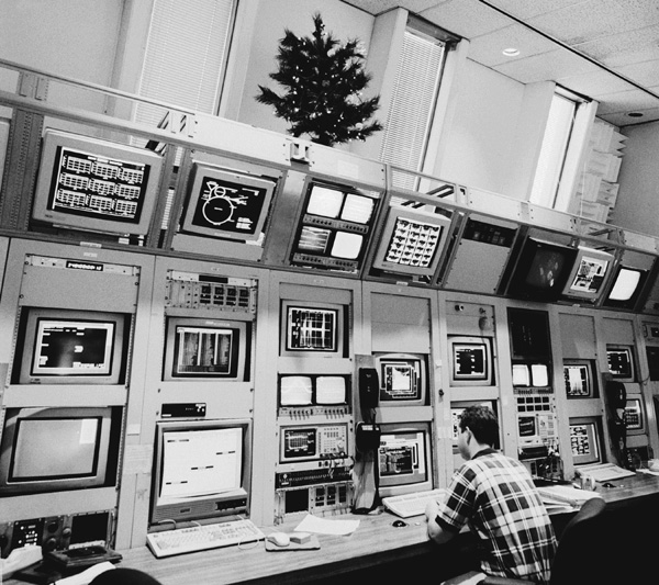 Fermilab tweet media