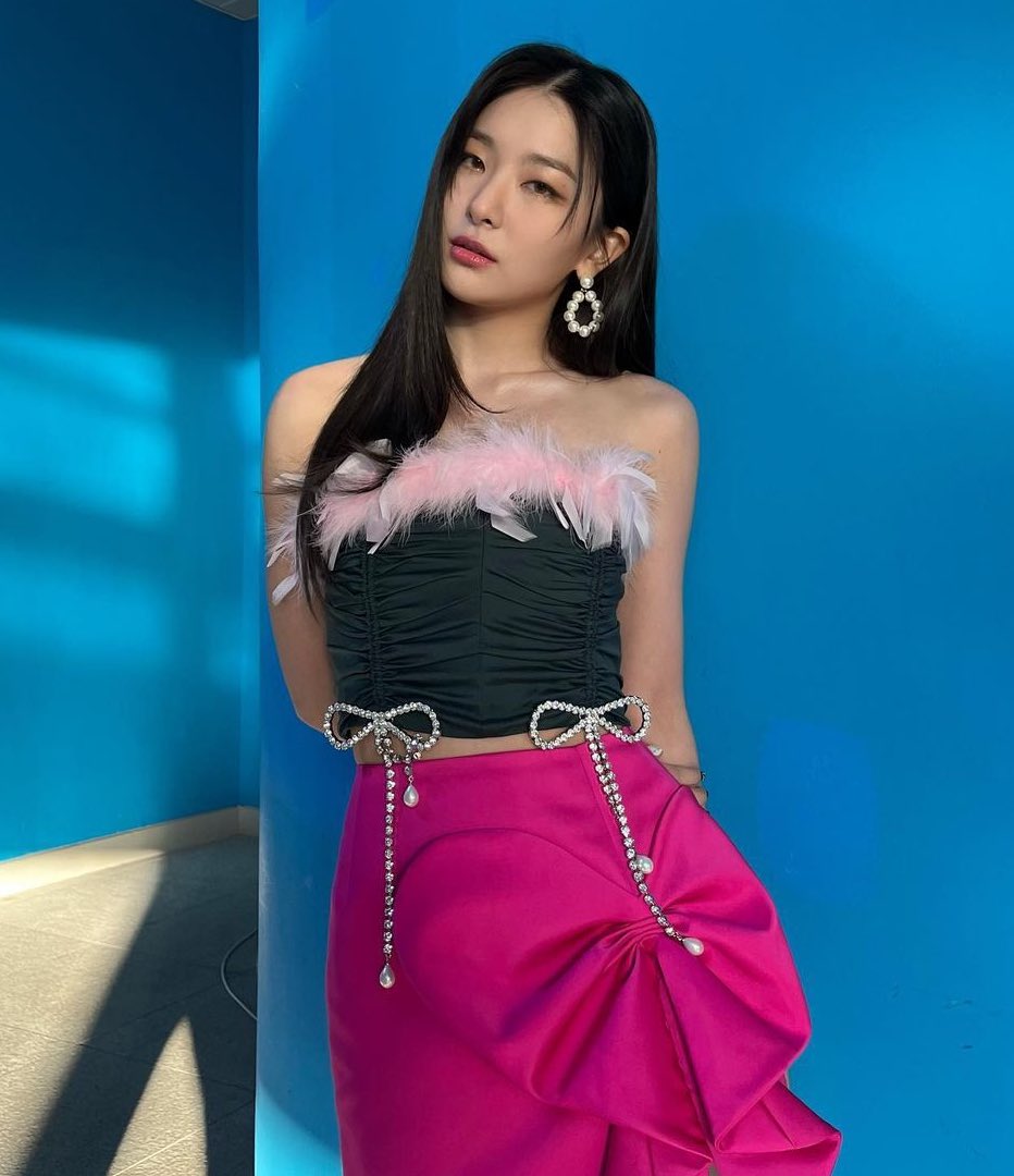 seulgisources's tweet image. 