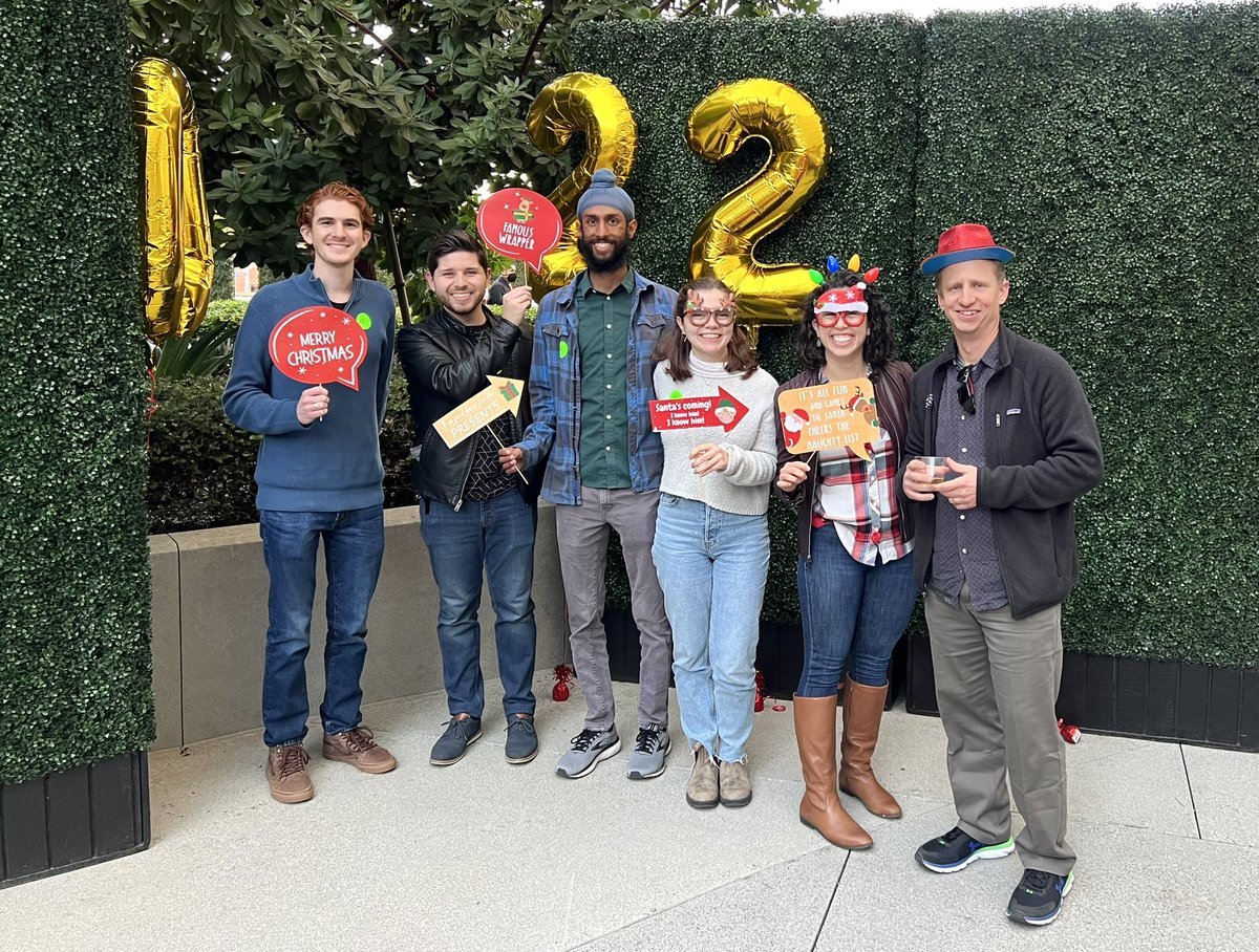 BionicEarUSC's tweet photo. Merry Christmas from our lab to yours! Wishing everyone a safe and happy holiday season. https://t.co/Lz4ditzH3m