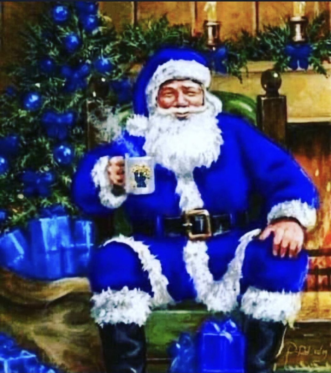 lapdgespinoza's tweet photo. May your Christmas be Merry and Bright ✨ 🎄 Best wishes for a safe Christmas day and night to the women and men of the  ⁦@LAPDHQ⁩ and law enforcement, and first responders. May God Bless You 💙🤗💙 https://t.co/3EXgt74NSm