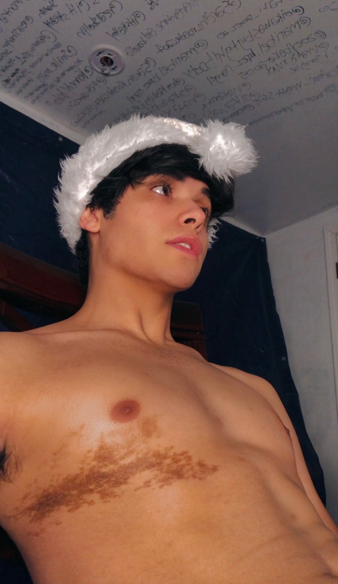 BrandonCardosox's tweet photo. Santa Brandon 🎅🏻 https://t.co/p5qZ1P7TIm