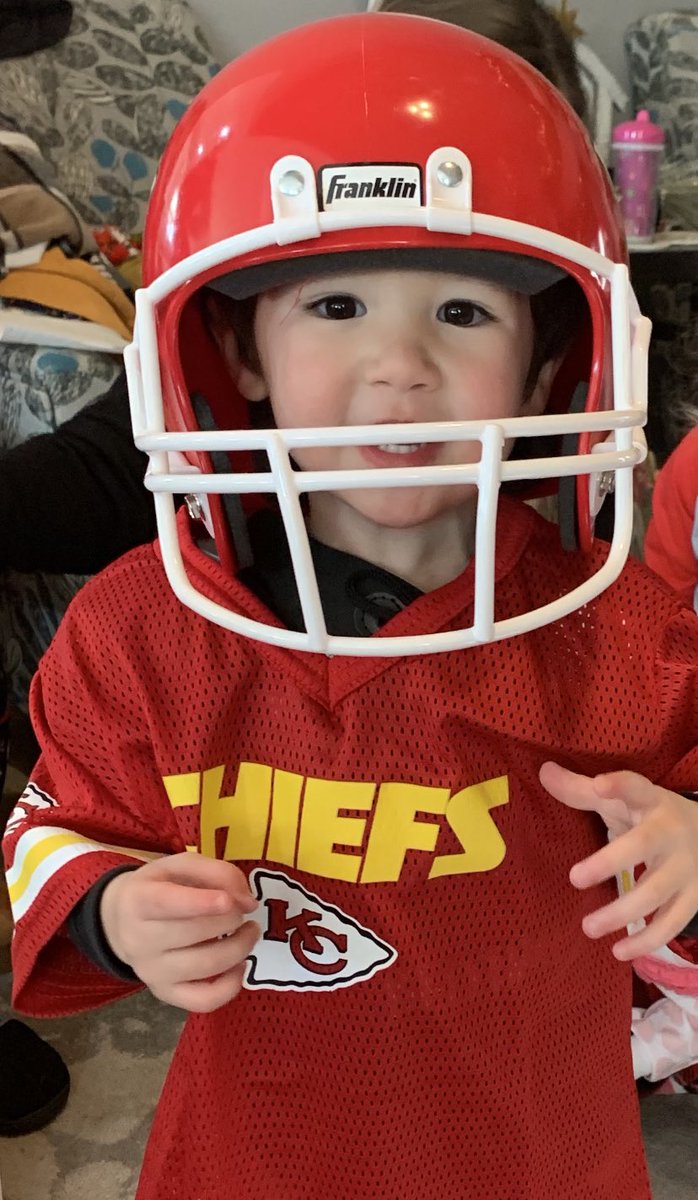 BogeyBrady's tweet photo. Start ‘em young @Chiefs #redkoolaid https://t.co/17Qc40YCmZ