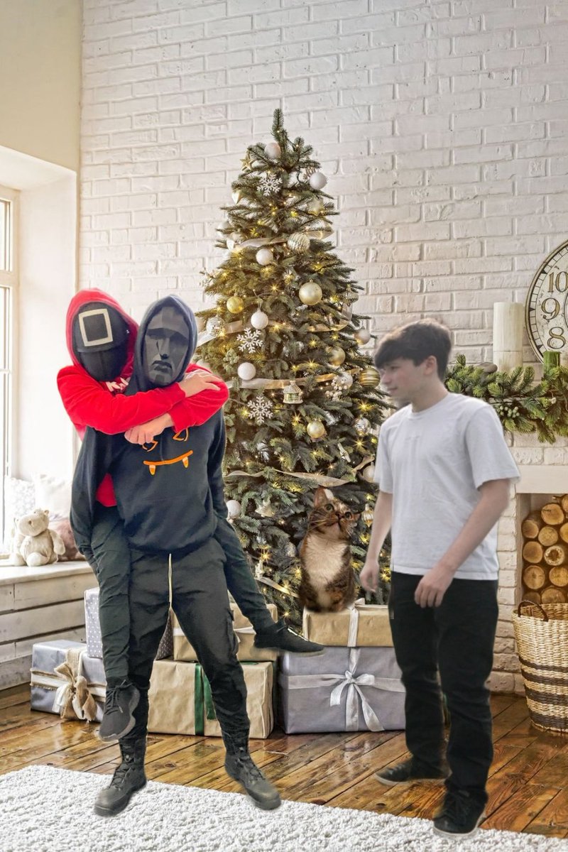 dteamhours's tweet photo. i think george might be a bit jealous https://t.co/wC1kfpxl76