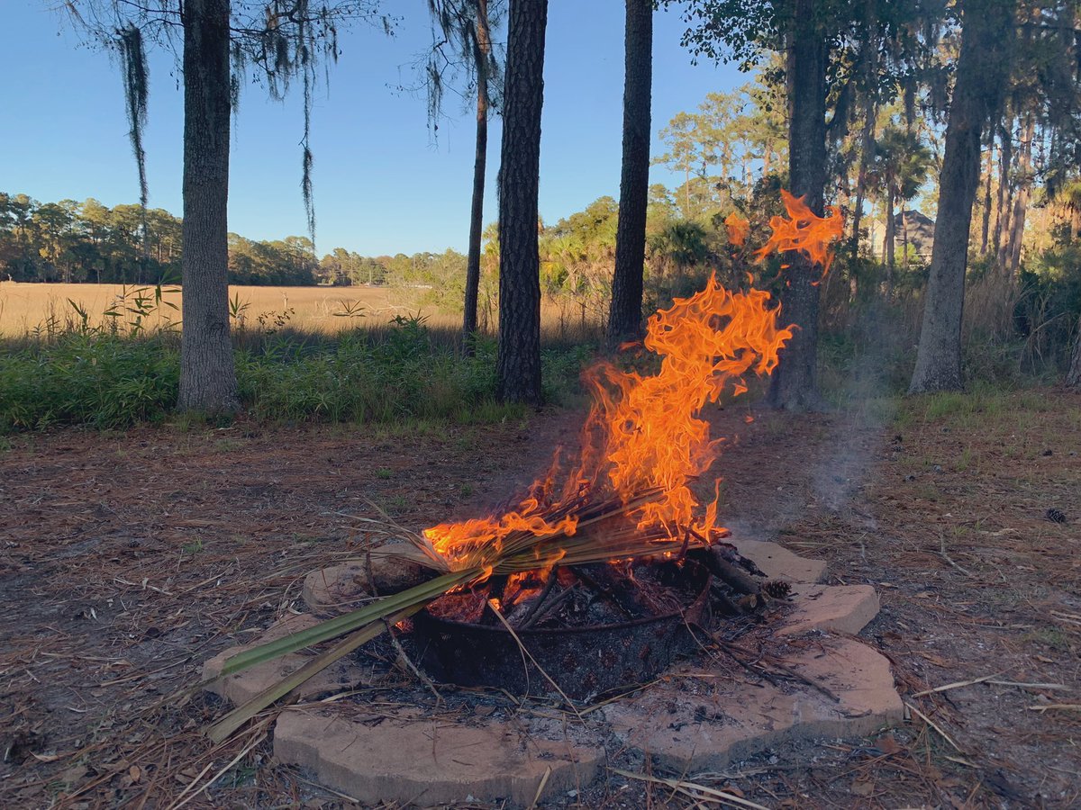 StevenJamesLive's tweet photo. Celebrating another Christmas in the books. 🔥🎅🏼🎄 #MarshFires https://t.co/prClvFn9mF