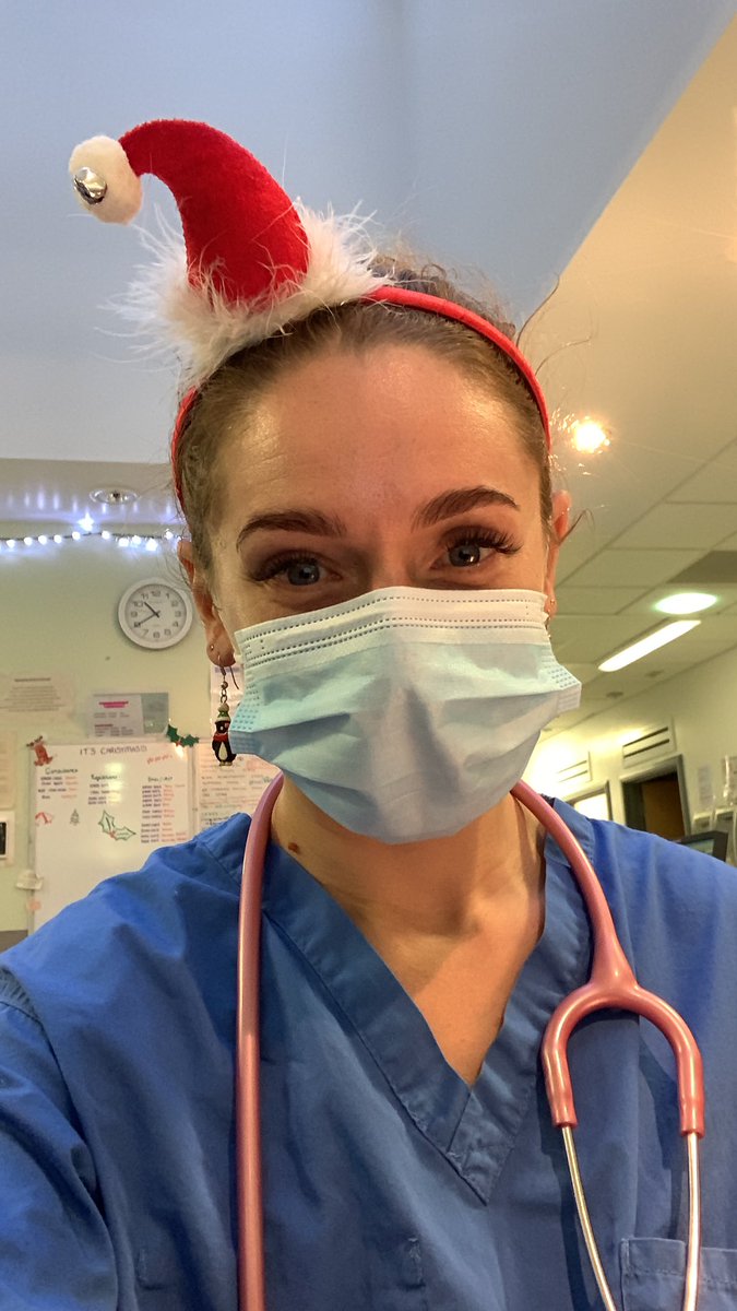 Merry Christmas from ED at the RVI 🎅🏽🎄 sadly some people didn’t have the Christmas spirit today please be kind to NHS staff we are trying our very best and always will 💙 #nhschristmas #emergencycare #MerryChristmas2021 #ACP