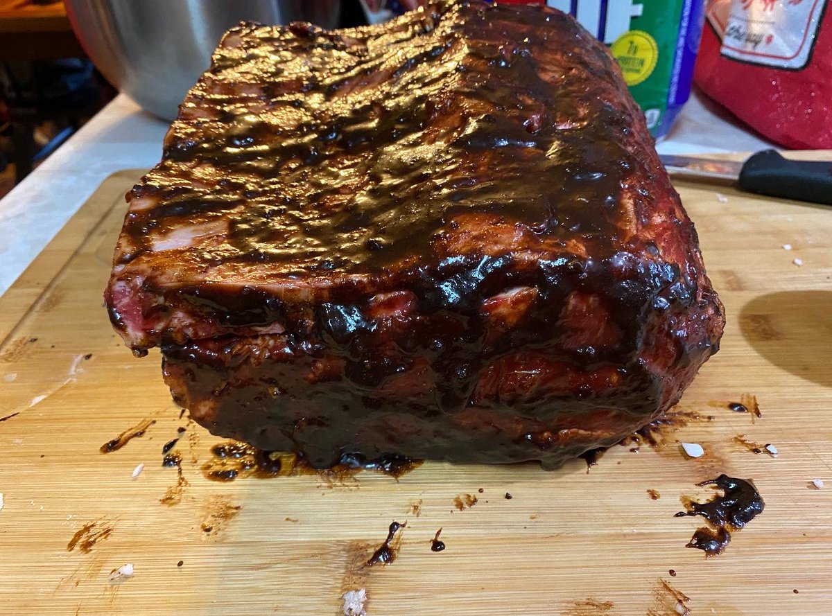 brojerome's tweet photo. Then the Whos, young and old, will sit down to a feast. And they'll feast, and they'll feast. And they'll feast, feast, feast, feast! They'll feast on Who pudding and rare Who roast beast.
#CookinWithAngus @recteq_official #RT700 🐂 https://t.co/dNf2qHOllA