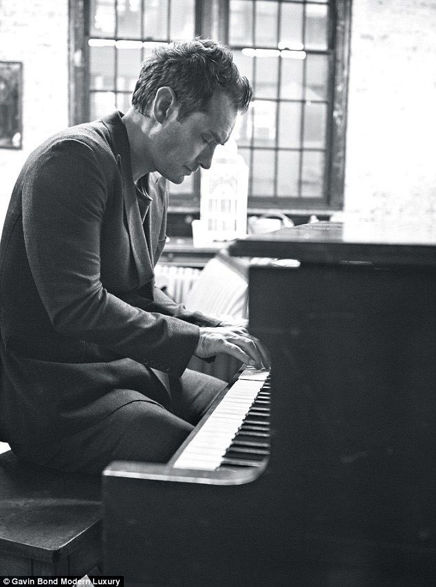 Where are you Christmas
Why can't I find you
Why have you gone away
Where is the laughter
You used to bring me
Why can't I hear music play
My world is changing
I'm rearranging
Does that mean Christmas changes too

Where are you Christmas
Do you remember
The one you used to know