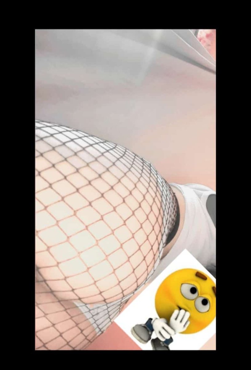 Claritauwu1's tweet photo. @AlFaHotwife El mío 🙈👍 acepto críticas :3 https://t.co/2VjaQHXaWG