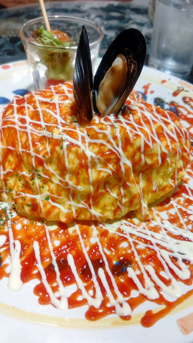 tukaregatorenai's tweet photo. メニューの写真より実物の方が鮮やか
美味しかった #FUNKA https://t.co/4ZKc1A01RN