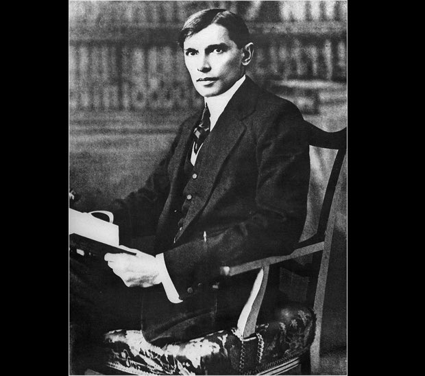 minsal1796's tweet photo. Salute to the Great Quaid-e-Azam on his 145th birth anniversary !#QuaideAzam 
&amp; Merry Christmas to all celebrating. https://t.co/tIa39DntPc