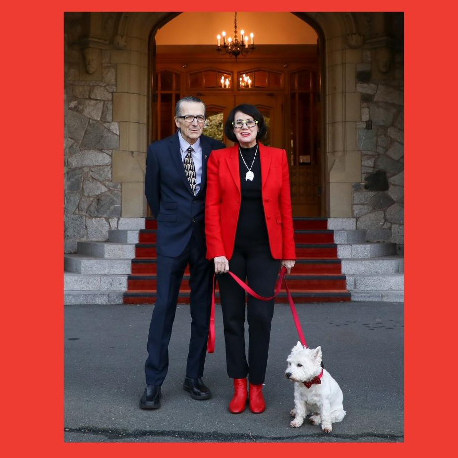 Janet Austin tweet media