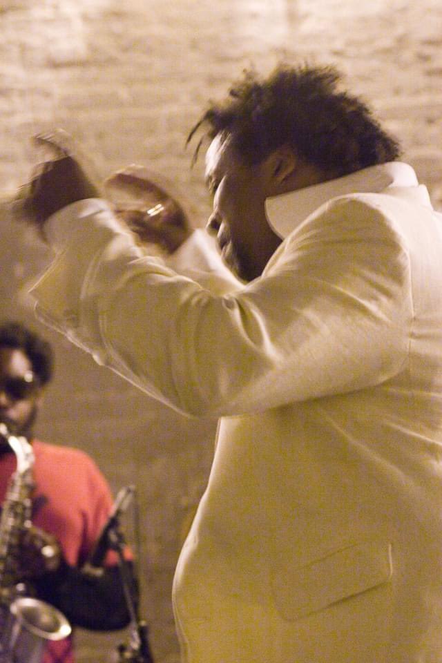 lovevolv's tweet image. #gregtate #burntsugar #sunradio #celebration #archive #thebigplayback
#lovolution presents 6.75 hours continuous immersion + gt research links, talks, writings, music, panels (tweet fotos by laura williams)
lovevolv.org/2021/12/gtbs-g…
@BurntSugarBand 
@lora_radio