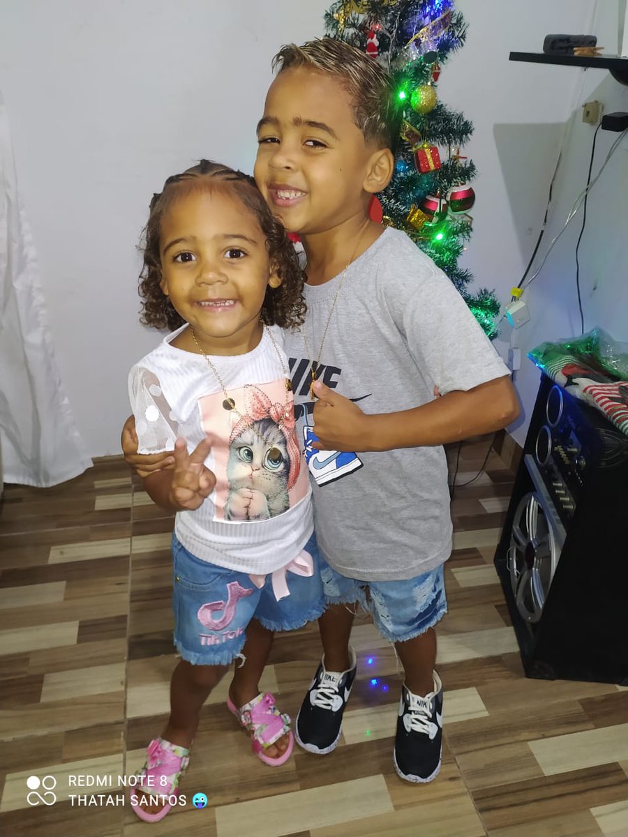 Minha maior felicidade é ter vocês em minha vida. 🥰💕