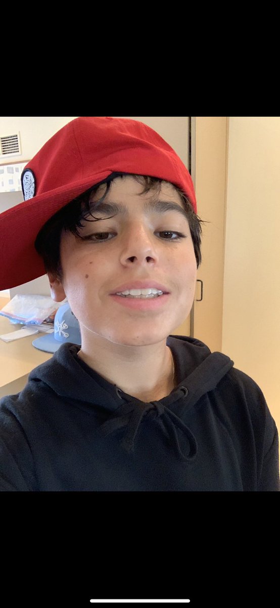asherdawggy's tweet photo. I thought I was rly cute https://t.co/lOBE7mwArE
