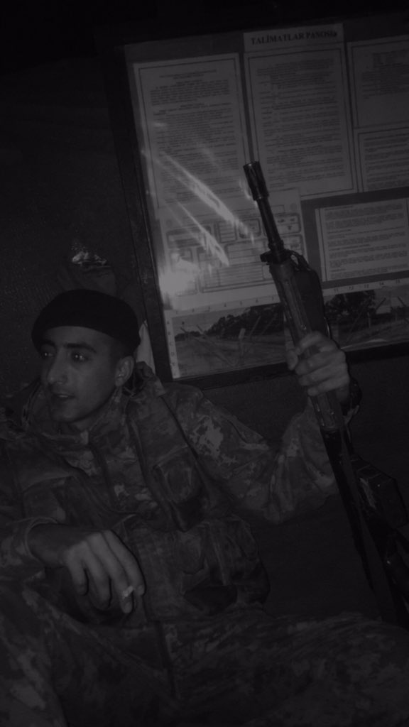 dincyusuf_'s tweet photo. Bu hasretin süresi yok, bir gün sona eresi yok. $69 👑 https://t.co/YTSHJzN0Xc