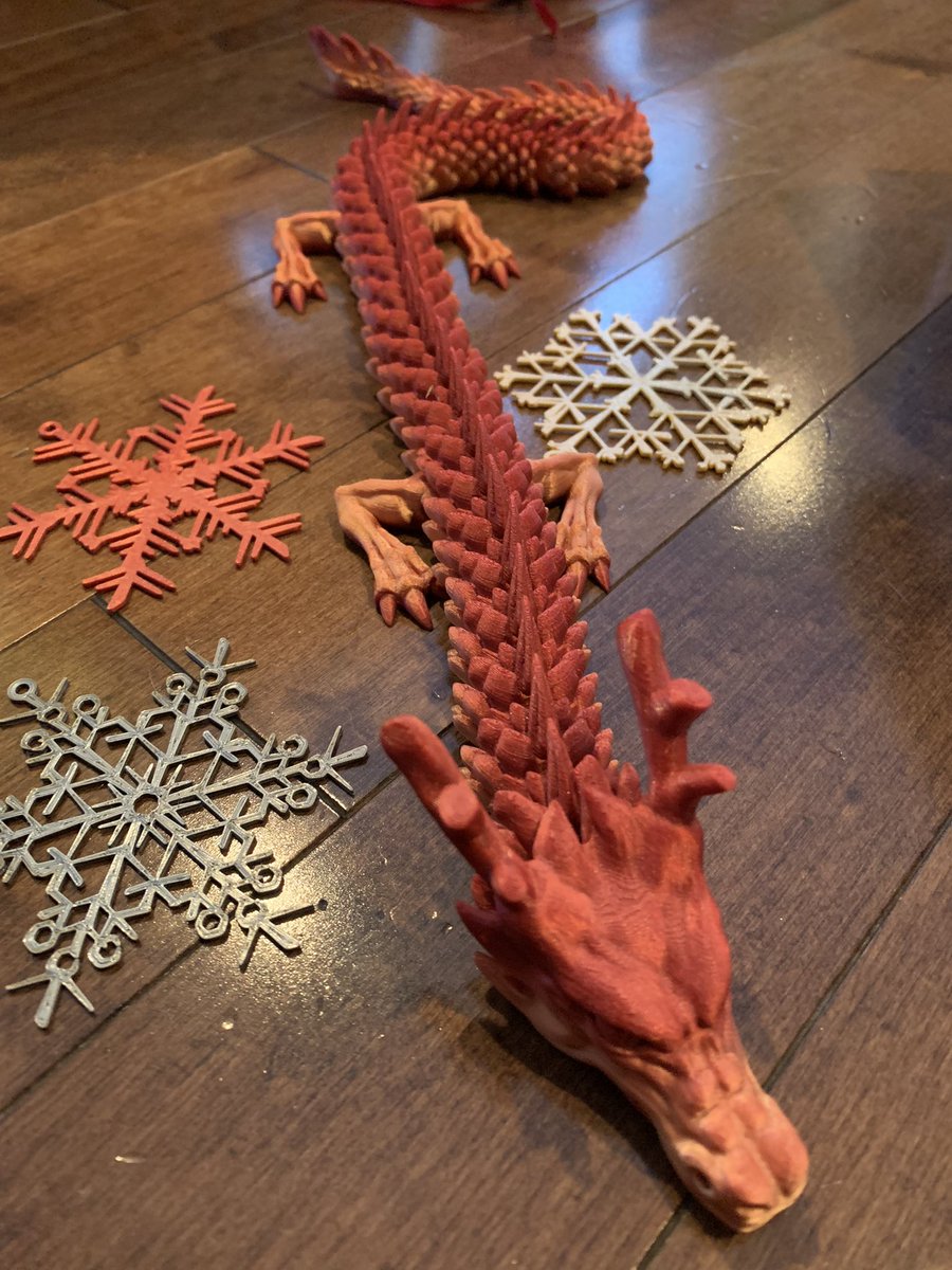aminsolutions's tweet photo. Got this 3D printed giveaway. A dragon. Thanks @iandouglas736 for the Christmas gift. Checkout his twitch channel https://t.co/tUWuQnRRNa https://t.co/4940gVMPM8