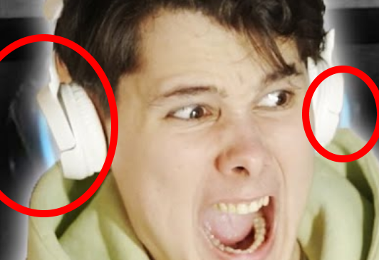So there is this YouTuber with 7.5 million subs called "Windy31" who straight up steals thumbnails for some of his videos. You can literally see my headset behind his face. Absolutely shameless.