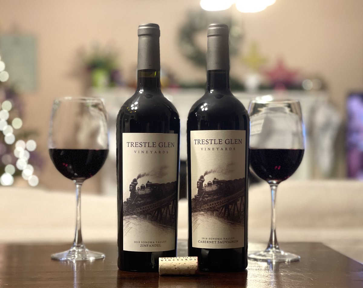 Wishing everyone a very Merry Christmas and Happy Holidays from our family to yours. ✨

We hope you enjoy this day with family, friends, good food and delicious wine. 🍷