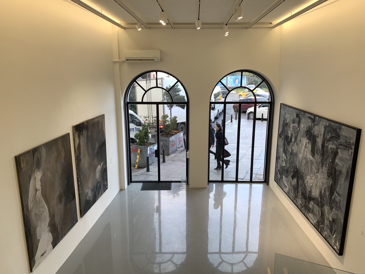 Contemporaryist's tweet photo. Exhibition Opening: Art On Istanbul presents a new group exhibition ‘‘Painting - Sculpture - Photogrammetry'’ between December 24, 2021 and January 28,2022
#CInews
#contemporaryistanbul
#koraytokdemir
#huseyinaksoylu
#oddviz
#onurmansiz
#alidolanbay
#gürselsoyel
@artonistanbul https://t.co/86xIWwrg5L