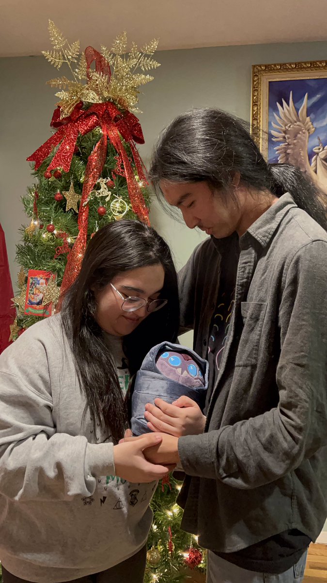 Shimocki's tweet photo. My baby fallen came in time for Christmas and I convinced my partner to take some Christmas pics to welcome in our child lmao #Destiny2 #Bungie #MerryChristmas #videogames #babyfallen #CoupleGoals #thanksforhumouringme https://t.co/IVfEkimxRC