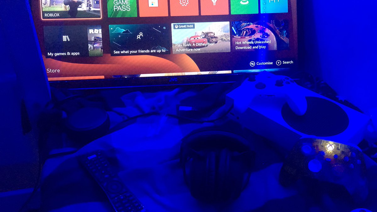 random400fort's tweet photo. @VuxxVuxx https://t.co/ZiNAe2g8pT