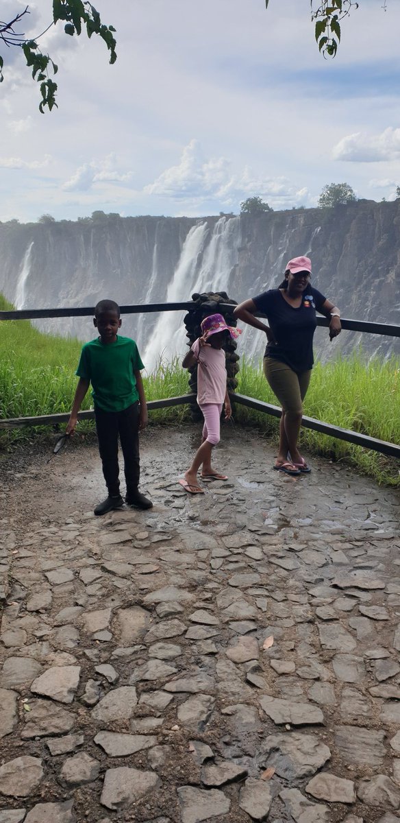 funjipat's tweet photo. 21 years after leaving Hillcrest secondary school in Livingstone.. good to be back. The Victoria fall always looks amazing https://t.co/MMTJGInBrA