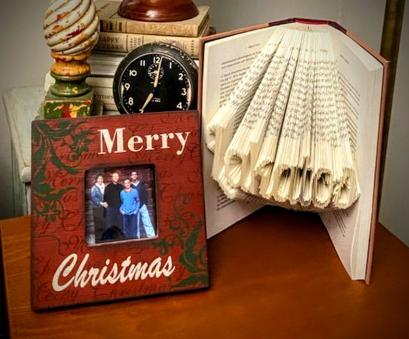 Many Christmas blessings to you from the Lakatos!