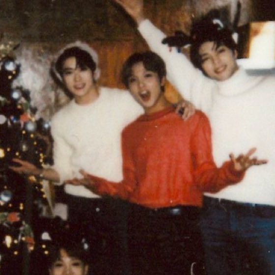 johnjunsuhs's tweet photo. Feels Like Christmas 🎅🏼 

🎄 johnny/jaehyun
🎄 11k // explicit
🎄established johnjae, lots of kissing, crack/humor, fluff and smut
🎄 feat. haechan too 
🎄 link below! https://t.co/3N7vsqkgHU