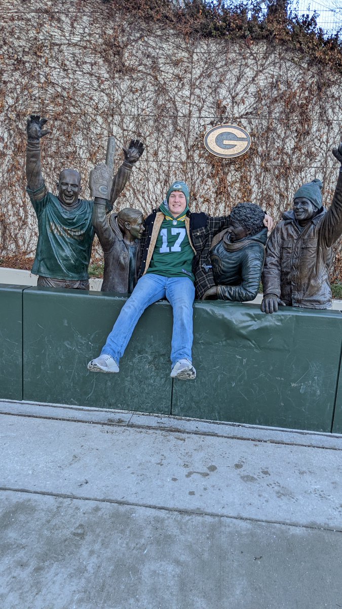 He is acting like a kid on Christmas morning! <a href="/OEilert_4/">Owen Eilert</a>
#GoPackGo