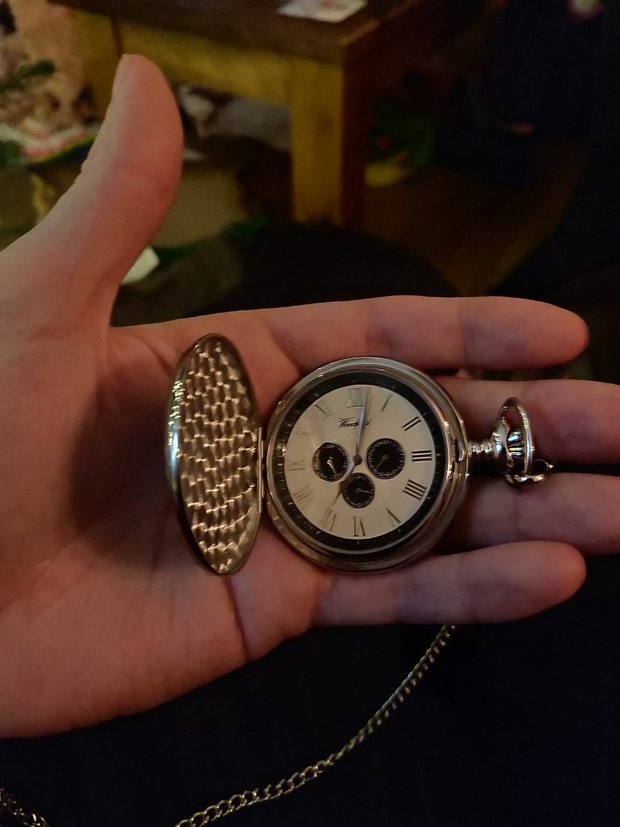 ASoggySandal tweet media