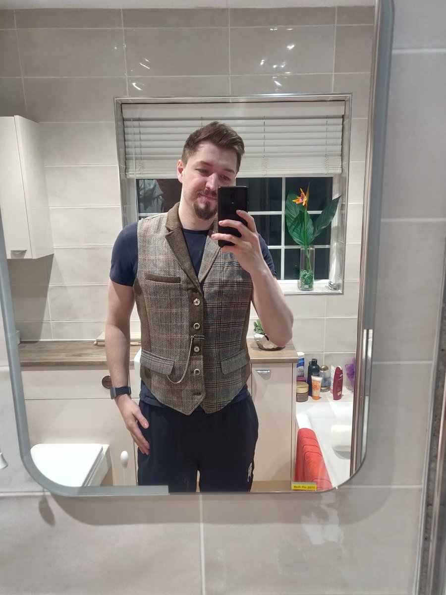 ASoggySandal tweet media