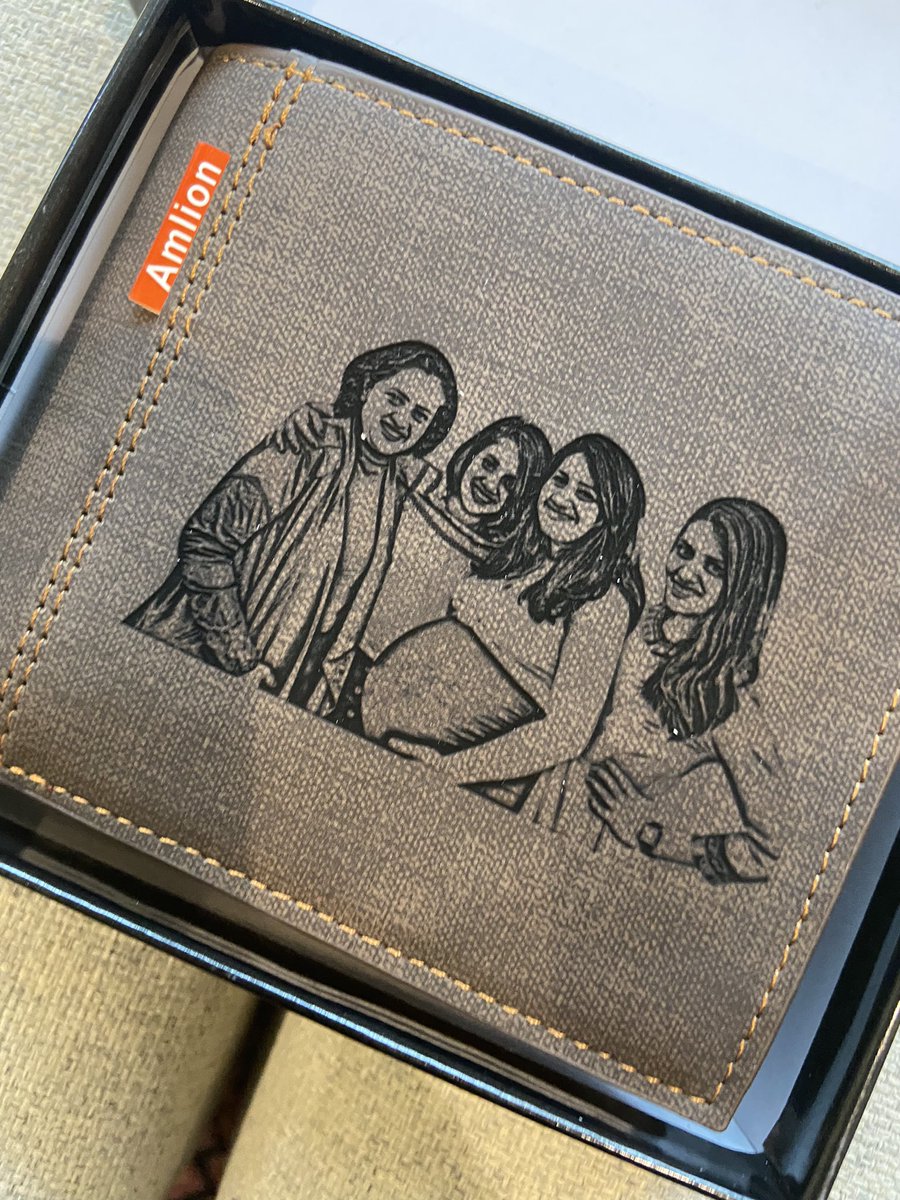LakshmyRamki's tweet photo. Cute personalised Christmas gifts from Ashwin❤️ #airtags #personlisedwallet #gimbalforphone #beardsoftener @ashwinraghav https://t.co/SBeo9nk5lI