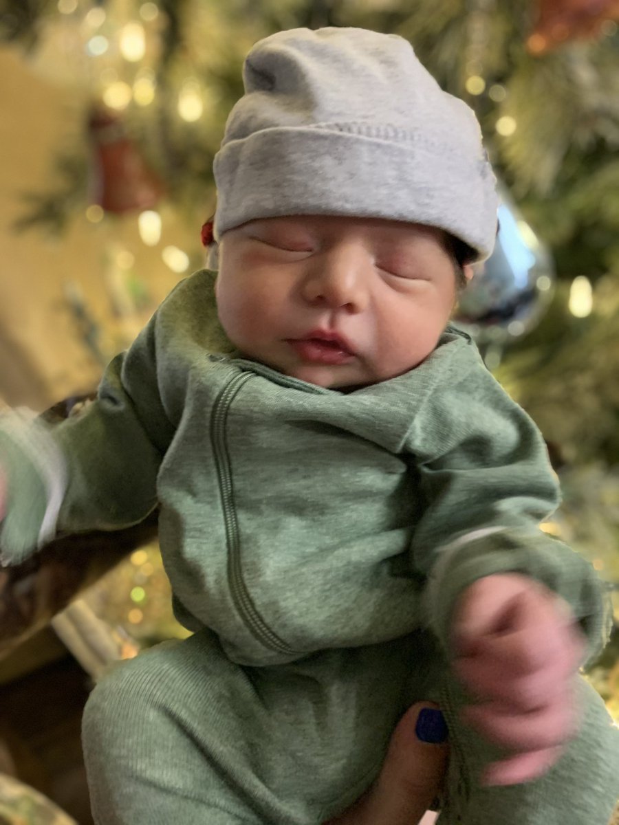 Ale2147's tweet photo. The greatest gift I will ever be blessed with, God blessed me with a perfect baby boy on December 22, 2021. I love you Azael Modesto Benavides, thank you for completing me!💙 https://t.co/M1Ci2ehIfF