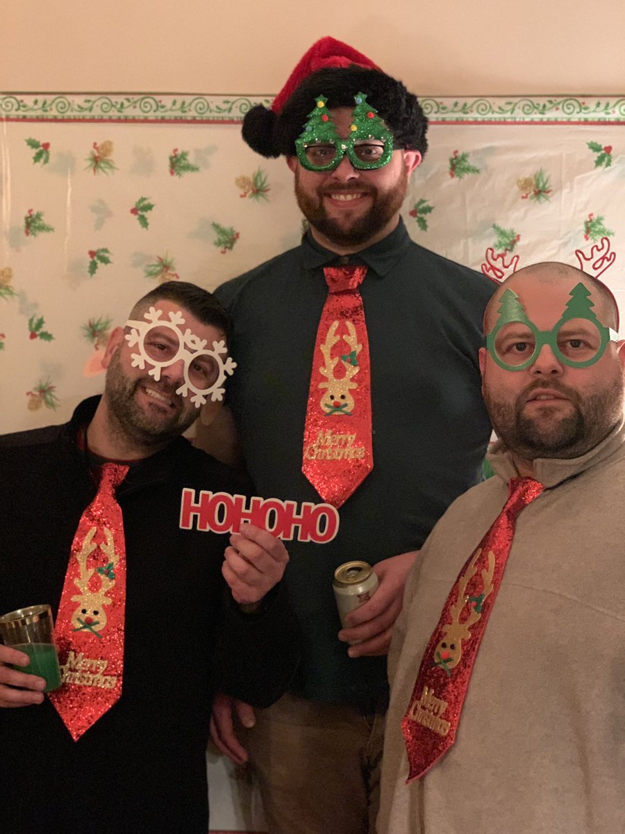 2riversburrito's tweet photo. Merry Christmas! https://t.co/iYLt01BX3W