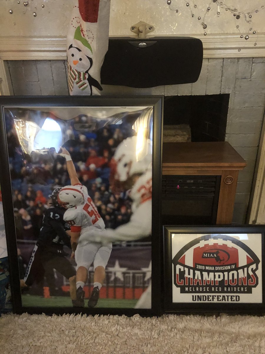 Nice adds to the wall of fame 😊😊 Merry Christmas everyone !!