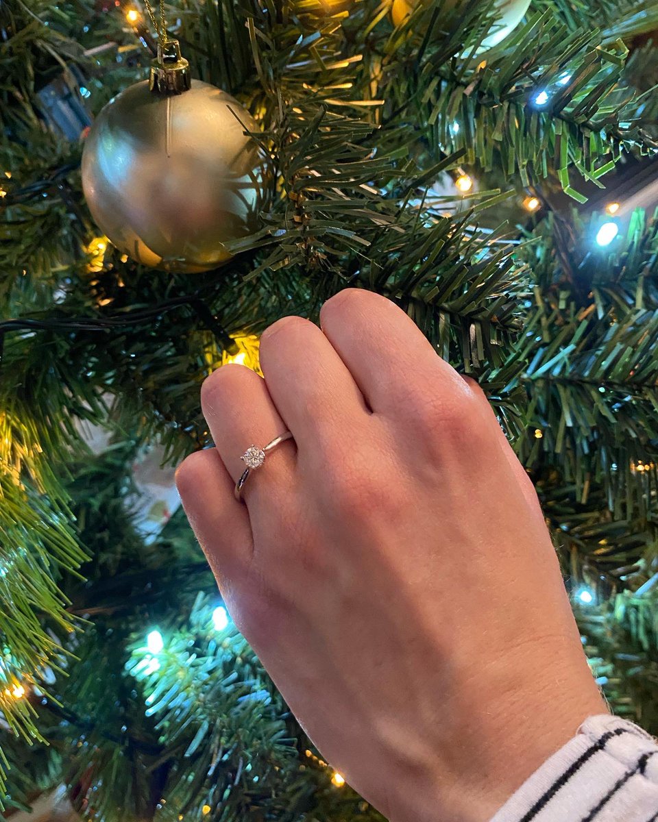 frith_emma's tweet photo. I said yes to my best friend. Merry Christmas everyone! ❤️🎄🎁💍 https://t.co/3OWp12Gqzy