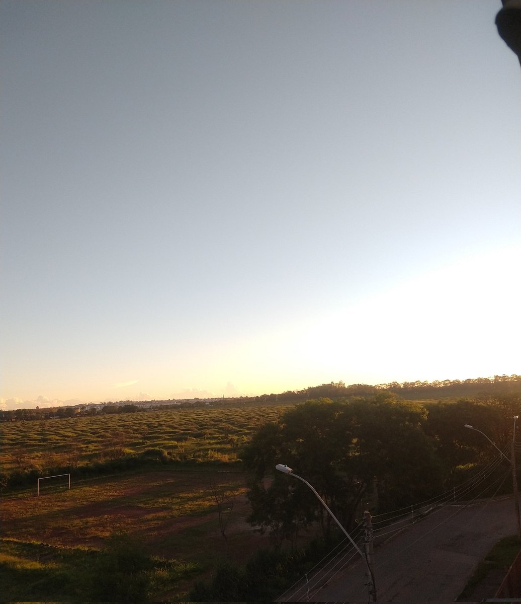 andrezzalys's tweet photo. Tarde linda de Natal aqui em Taguatinga Sul. Feliz Natal a todos ❤️ #G2DF #G1DF #DFTV #DFTV2 #DF2 #GLOBO https://t.co/eyK7Mw1b1I