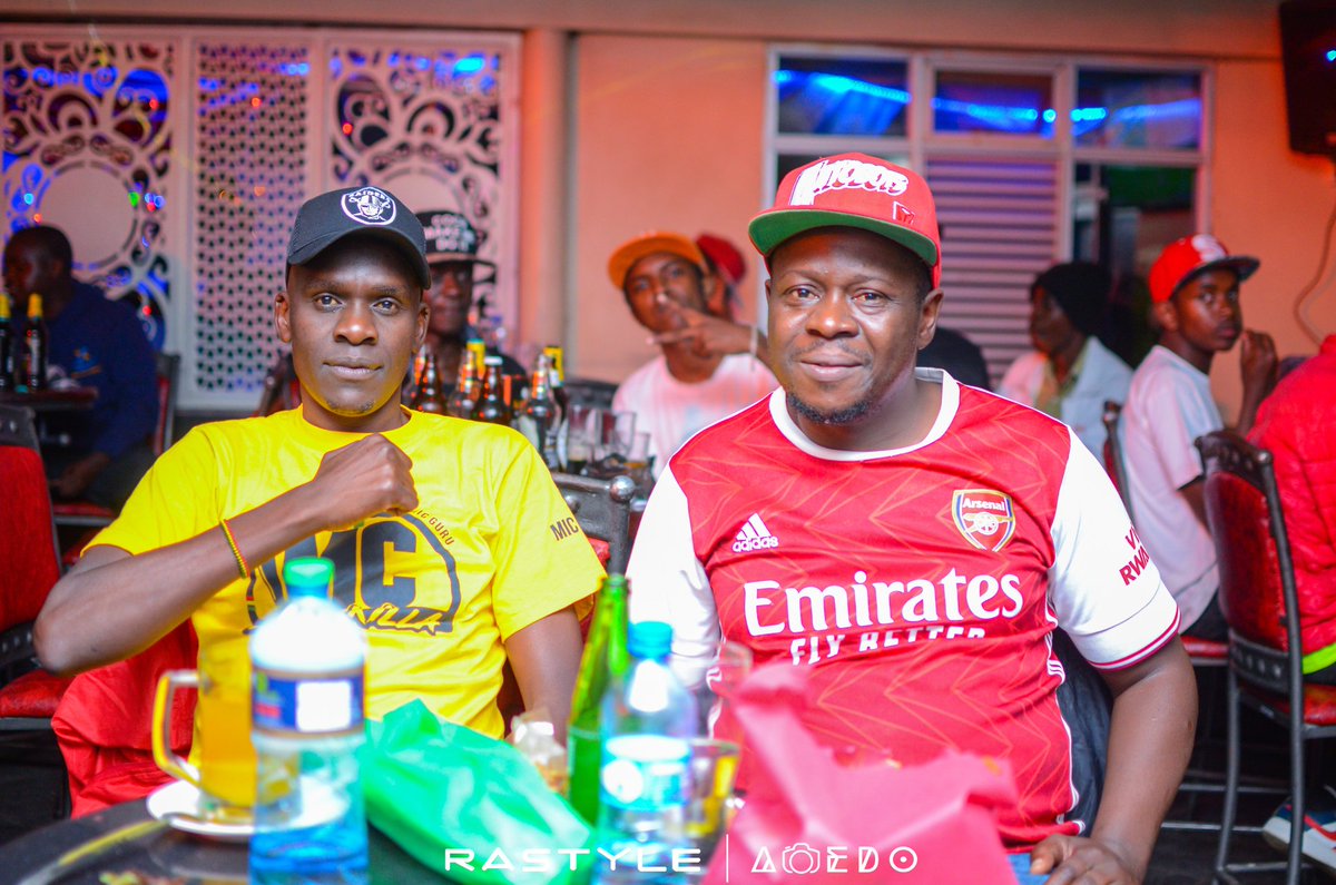 RastyleRepublik's tweet photo. #Realtime Miti Na Marafiki Xmas Party at @hornbill_buru with your favourite reggae sound
#Reggae #LazmaIbambe #SoundYetu #Rastyleyetu #RastyleRepublik #MyStyleIsRastyle
📸@amedo___ https://t.co/KtUWqyiNQn