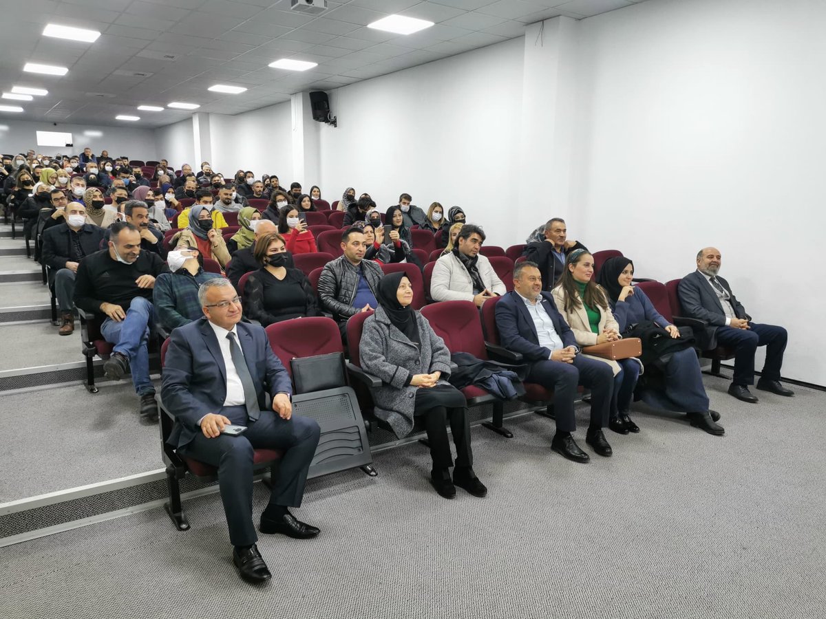 askonkirikkale's tweet photo. ASKON Kırıkkale üyelerimiz ve çalışma arkadaşlarımızla birlikte, TRT’nin tecrübeli spor spikeri Erdoğan Arıkan’dan, ‘Hitabet ve Etkili İletişim Eğitimi aldık.@orhanaydin @timucinbagbasi https://t.co/4TWGuV8sPJ