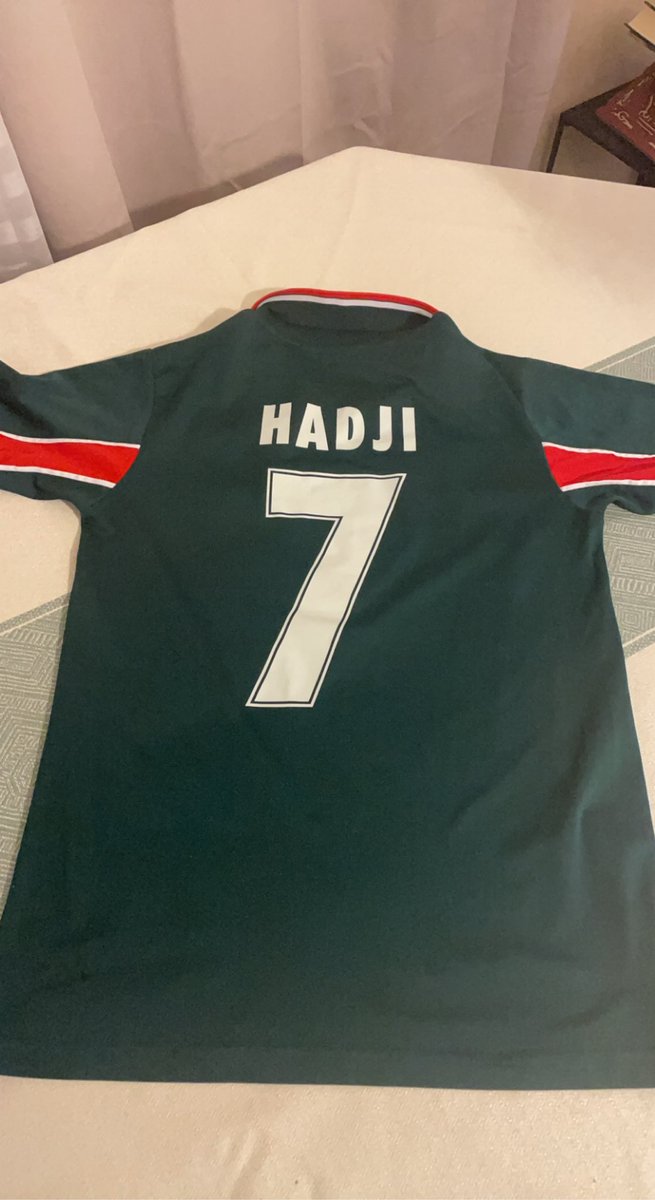 MountakhabOf's tweet photo. 🚨JEU CONCOURS INÉDIT 🚨

Pour fêter l’arrivée de la CAN, @MountakhabOf vous offre pas un mais DEUX maillots HISTORIQUES du Mountakhab ! Un maillot 98 vert et un rouge 🇲🇦

➡️Pour GAGNER il suffit de RT ce tweet et de FOLLOW les comptes @MountakhabOf et @Wilo39store 

TAS 09/01 🎁 https://t.co/gPCbwfWeWZ