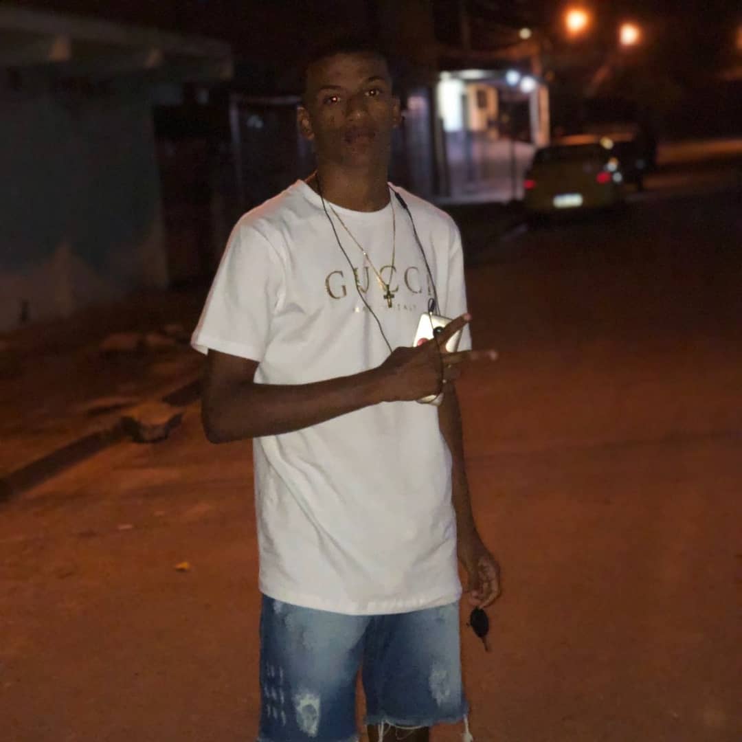 supremo_244's tweet photo. Hoje o mundo girou,louvando sempre o senhor 🙏🏾💙 https://t.co/e0FzBnFydT